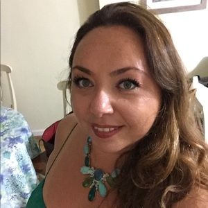 Meet your Posher, Regina